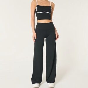 Gilly Hicks Active Recharge Wide-Leg Pants